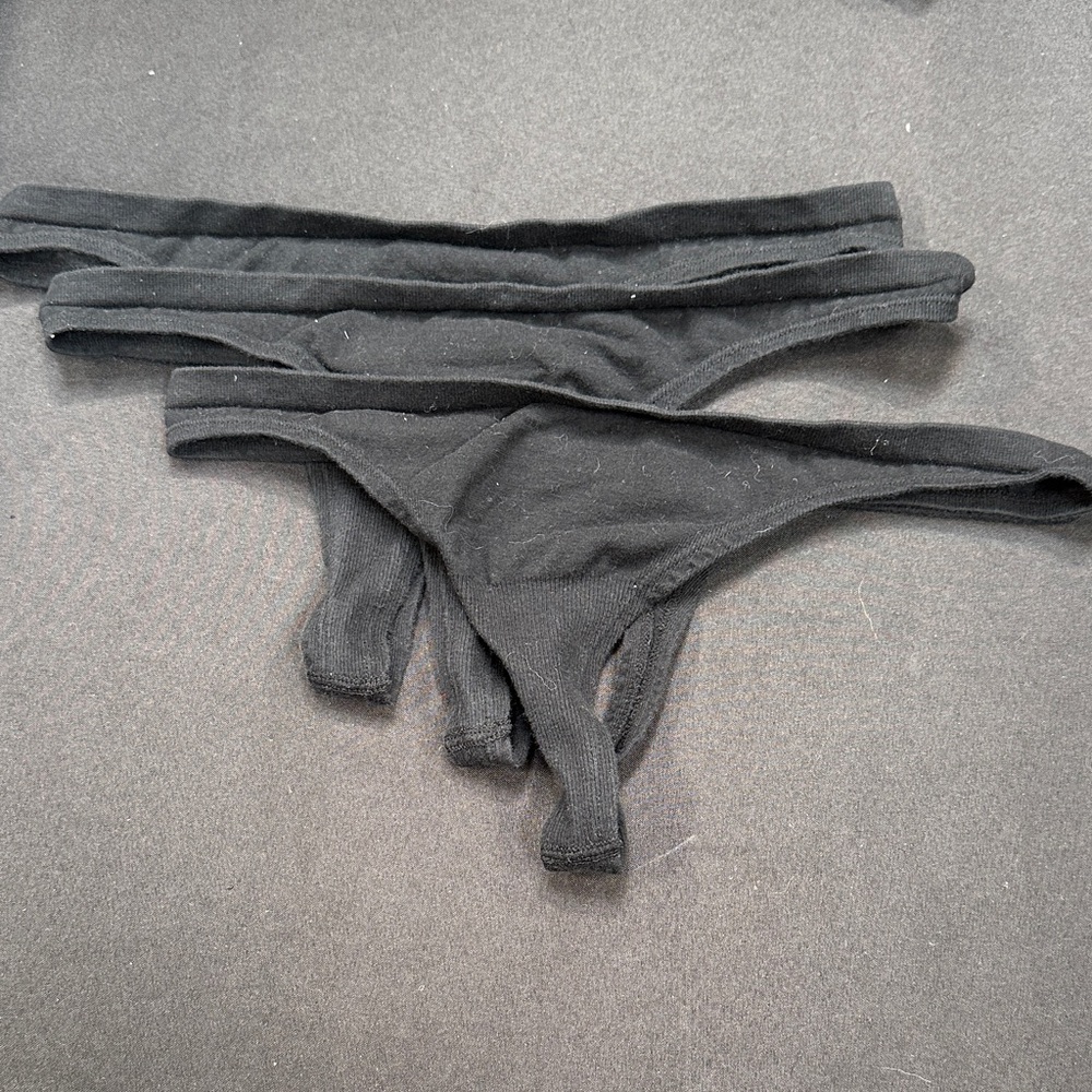 Free People Intimately 3 Black Seamless No-Show Thong Panties Undies Medium